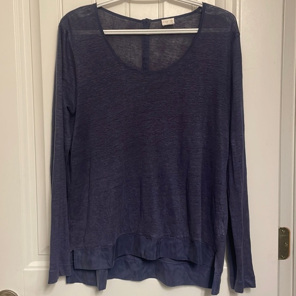 Poetry 100% linen top with silk detailing - Picture 1 of 6